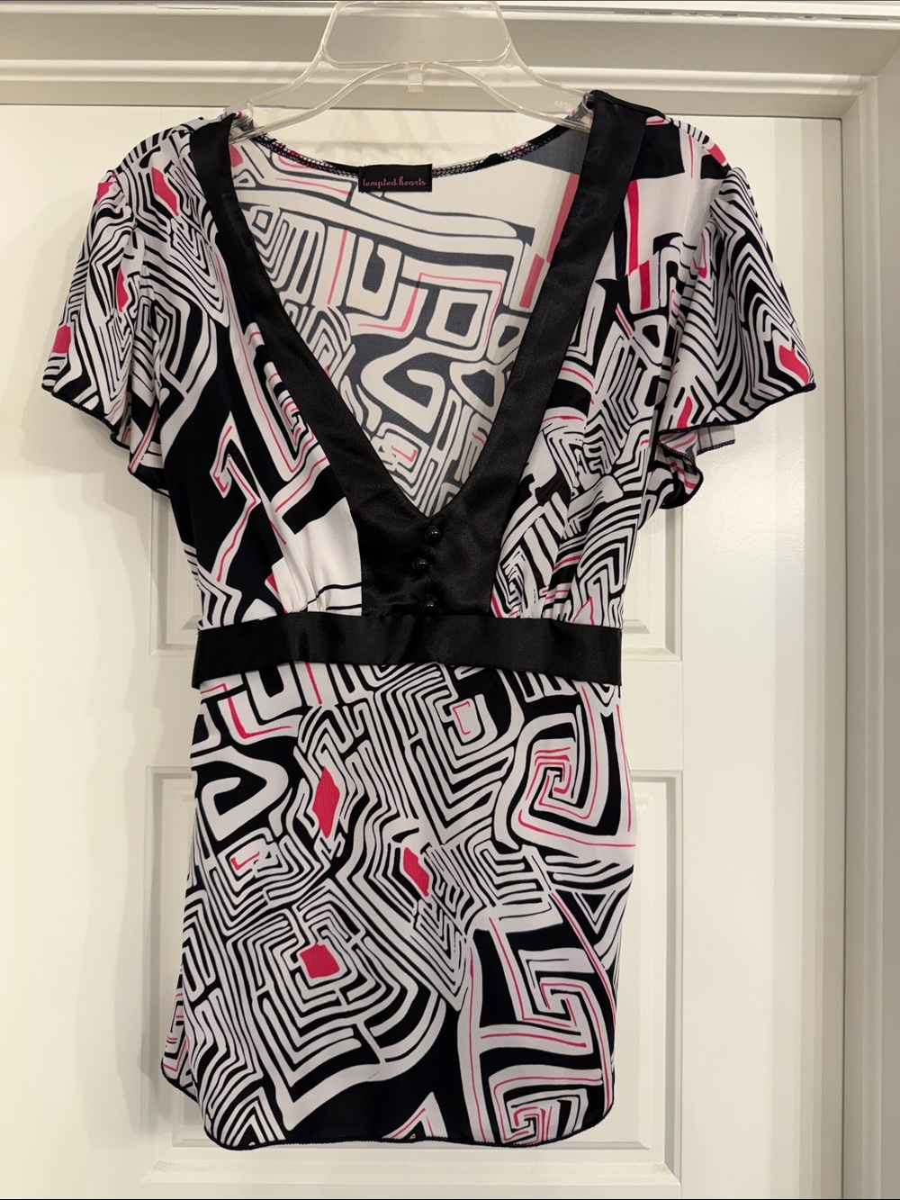 Tempted Hearts Black, White and Pink Geometric Top